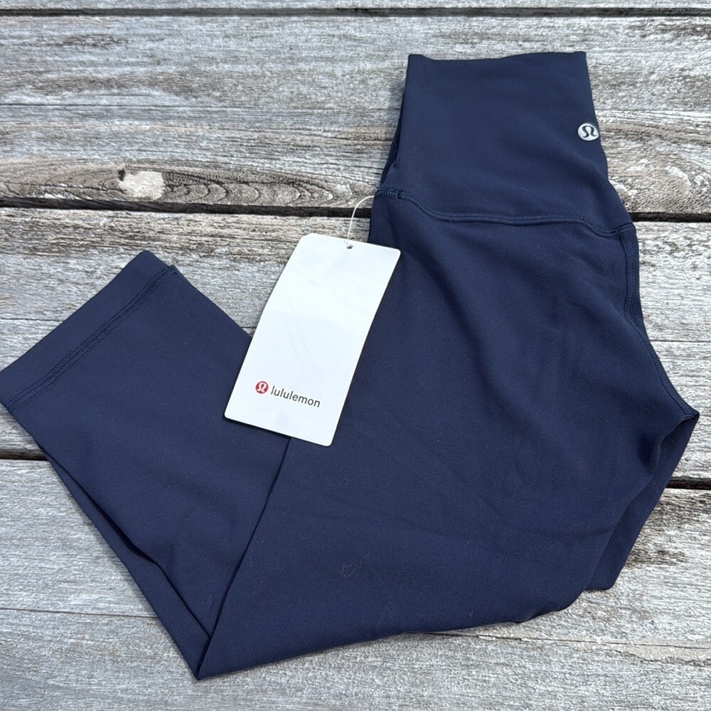 Lululemon Align High Rise Crop 17" True Navy blue size 2 NWT